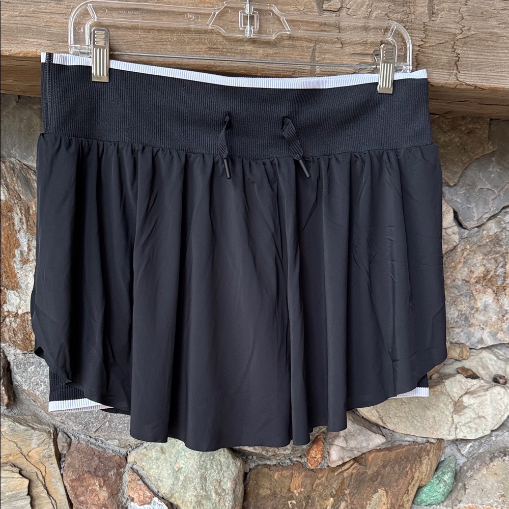 All in Motion Black Skirt with Shorts & White Trim Size Medium